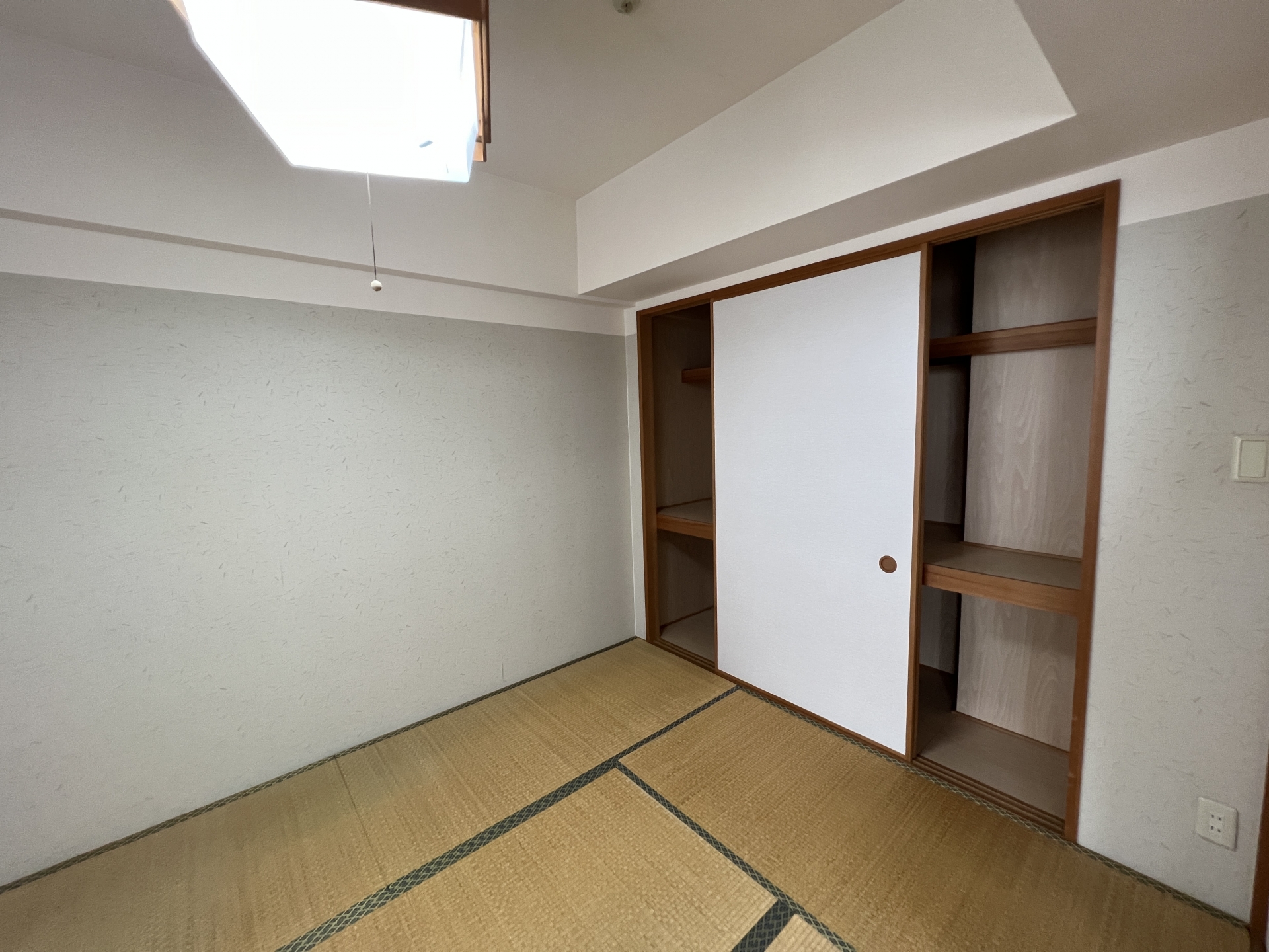 襖の張り替えと補修の違いとは？ 見極め方を徹底解説のアイキャッチ