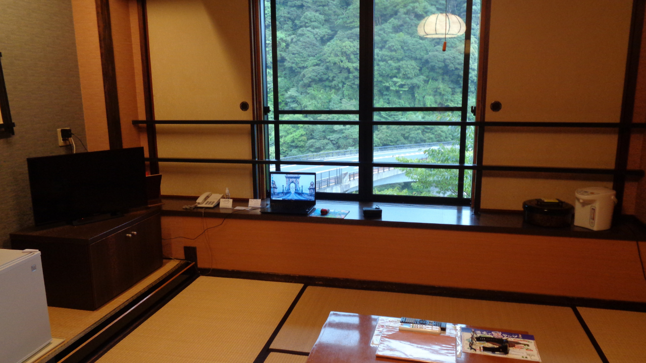 旅館の襖張替えで魅せる和空間！宿泊施設向けリニューアル術